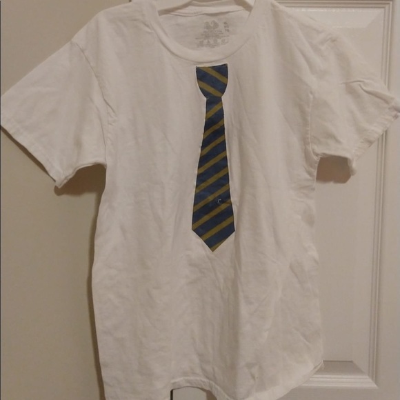 Kids Fruit of the The Loom Short Sleeve Tie Shirt. - Picture 1 of 3